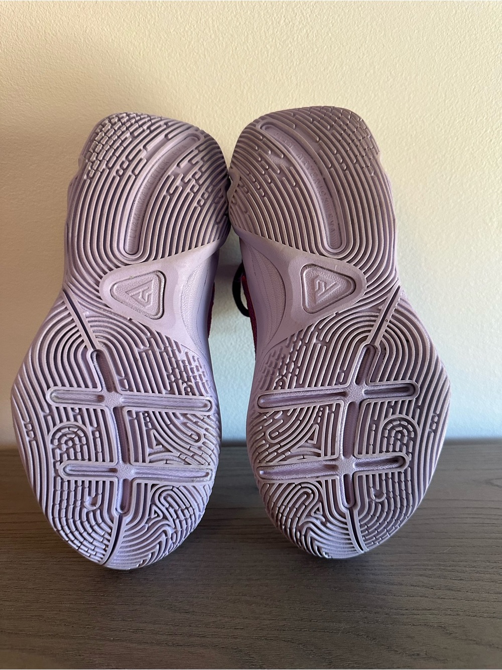 Nike Giannis Girls Basketball Shoes - Picture 6 of 6
